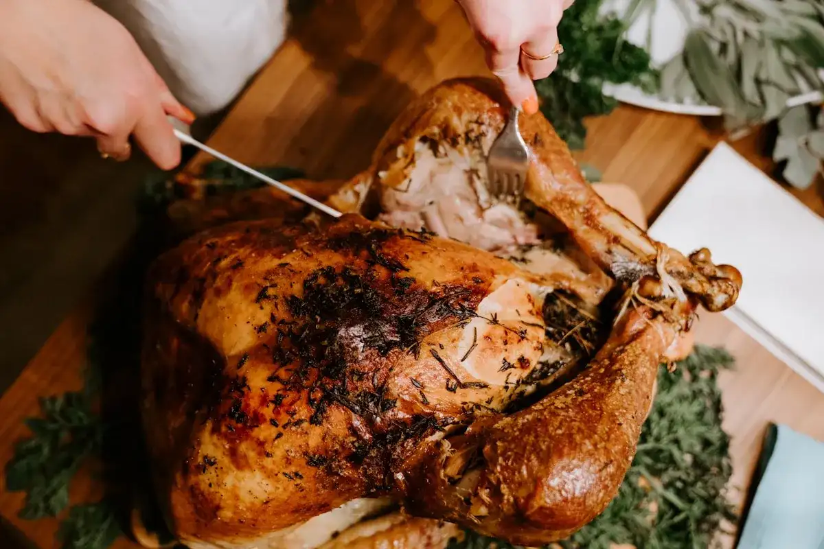 Thanksgiving dinner table